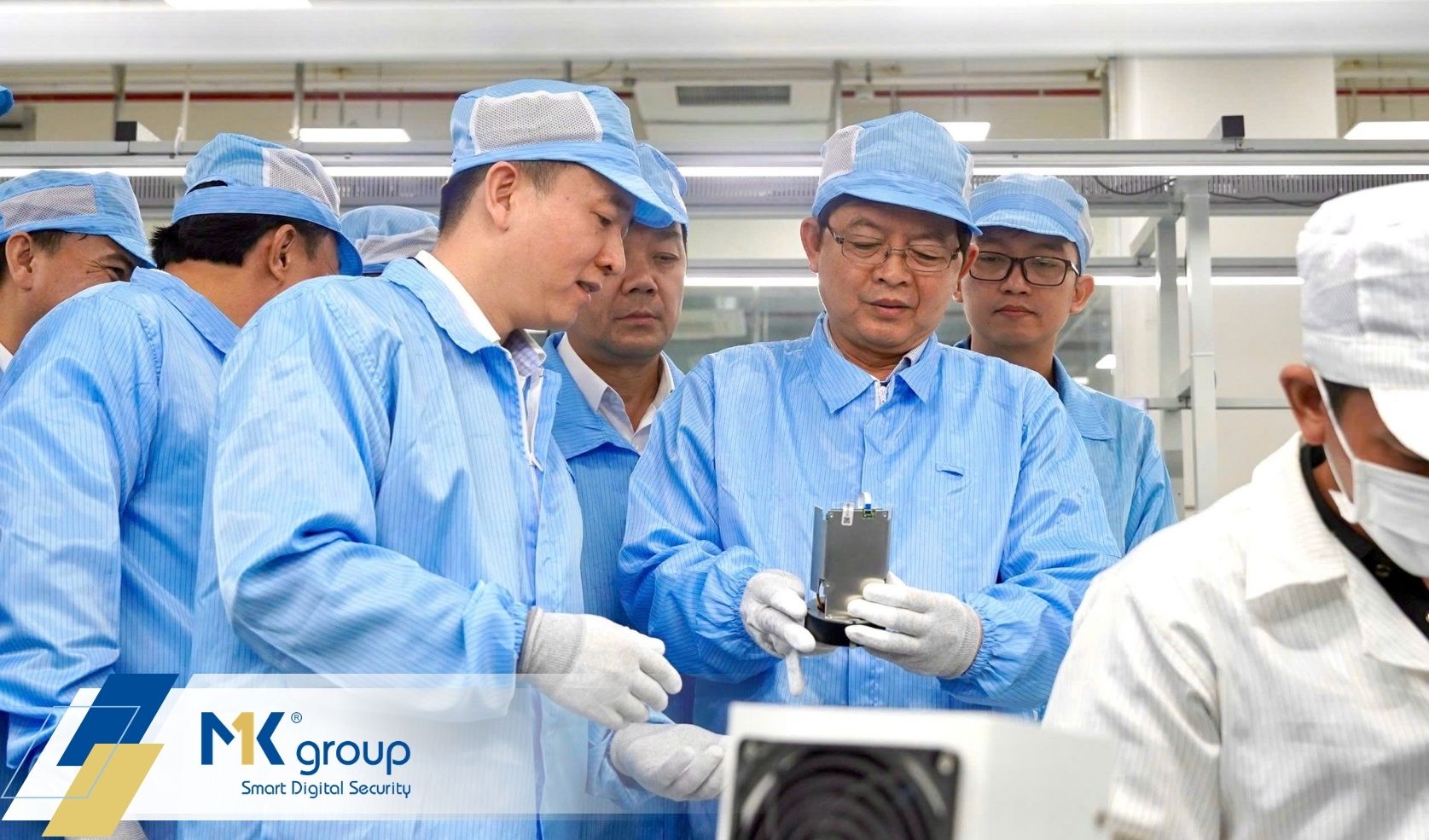 MK Vision Welcomes Deputy Prime Minister Hồ Quốc Dũng for a Working Visit to MK Vision Factory